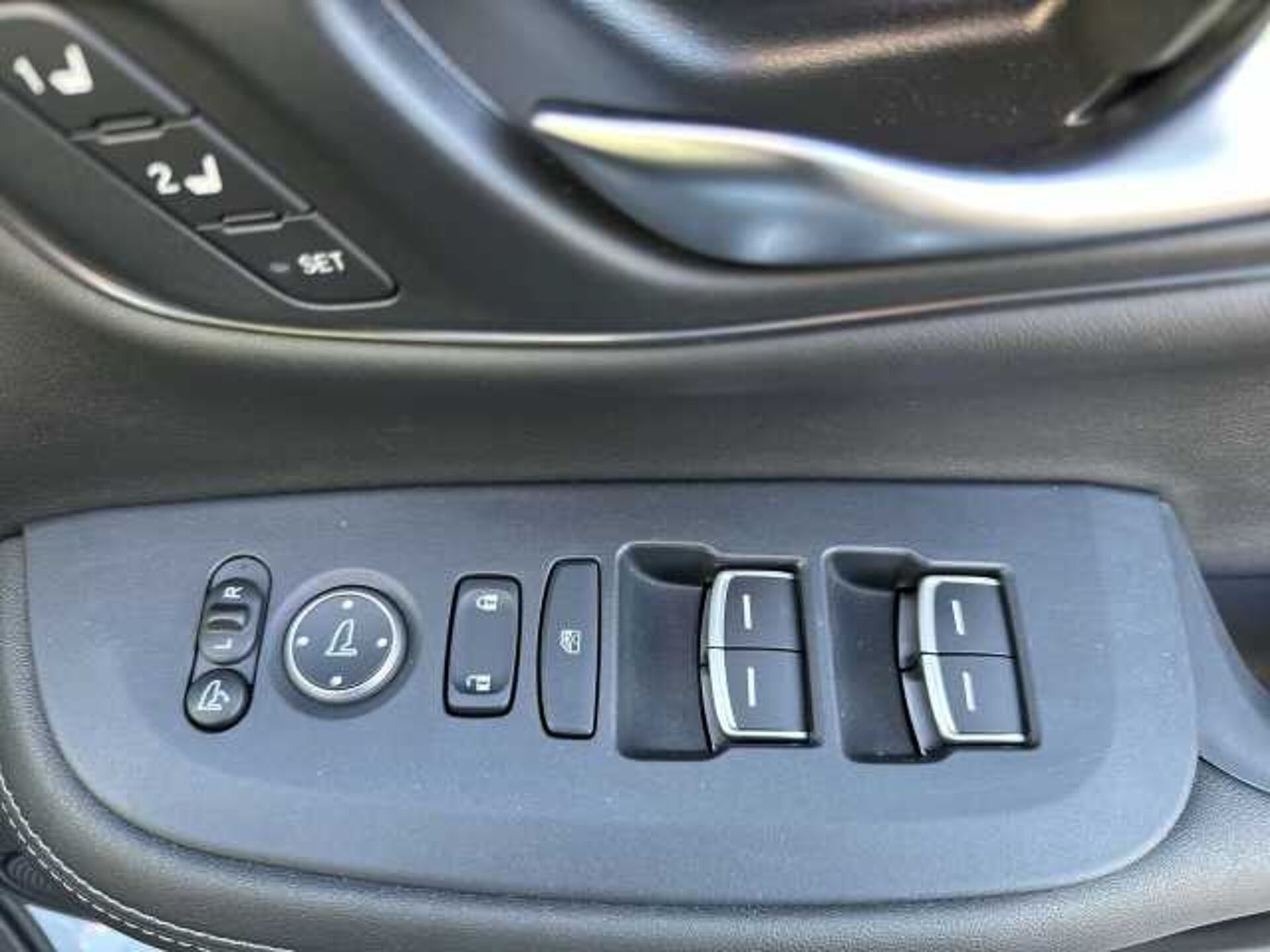 Honda ZR-V e:HEV 2.0 eHEV Advance 5dr CVT 