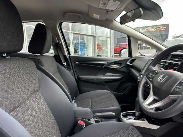 Honda Jazz 1.3 SE 5dr CVT 