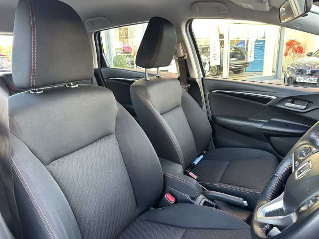 Honda Jazz 1.5 i-VTEC Sport 5dr CVT 