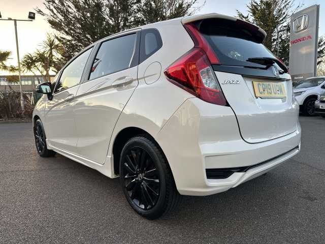 Honda Jazz 1.5 i-VTEC Sport 5dr CVT 