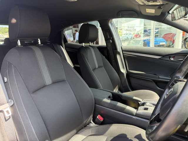 Honda Civic 1.0 VTEC Turbo 126 SR 5dr CVT 