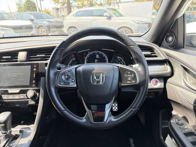 Honda Civic 1.5 VTEC Turbo Prestige 5dr CVT 