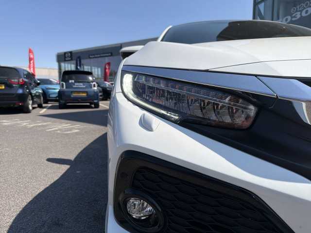 Honda Civic 1.5 VTEC Turbo Prestige 5dr CVT 