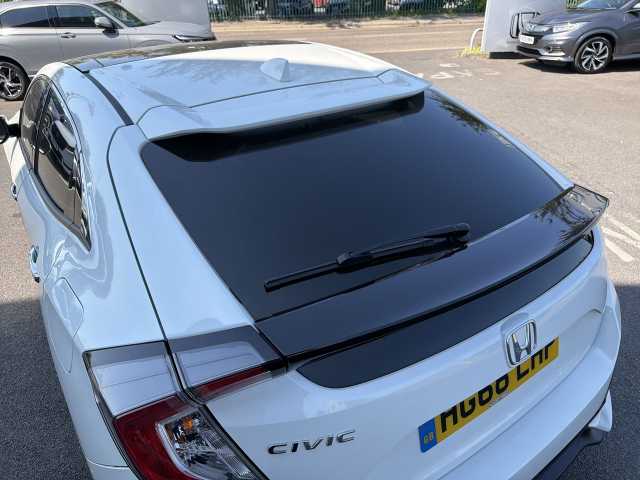 Honda Civic 1.5 VTEC Turbo Prestige 5dr CVT 