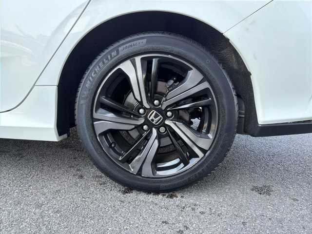 Honda Civic 1.5 VTEC Turbo Prestige 5dr CVT 
