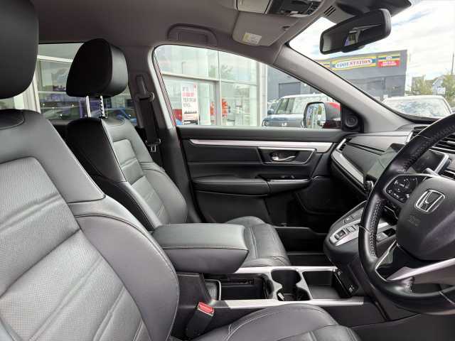 Honda CR-V e:HEV 2.0 i-MMD Hybrid SR 2WD 5dr eCVT 