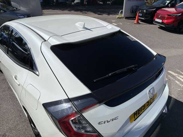 Honda Civic 1.0 VTEC Turbo 126 SR 5dr CVT 