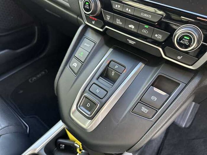Honda CR-V e:HEV 2.0 i-MMD Hybrid SR 2WD 5dr eCVT 