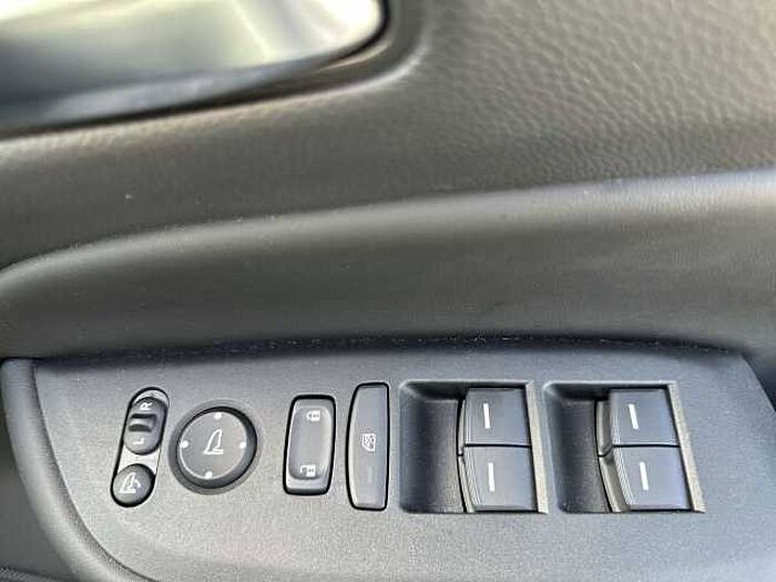 Honda Jazz e:HEV 1.5 i-MMD Hybrid Advance 5dr eCVT 