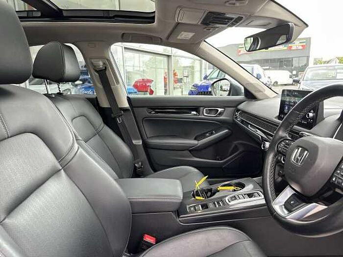 Honda Civic e:HEV 2.0 eHEV Advance 5dr CVT 