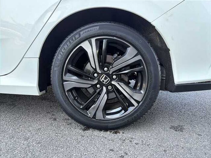 Honda Civic 1.5 VTEC Turbo Prestige 5dr CVT 