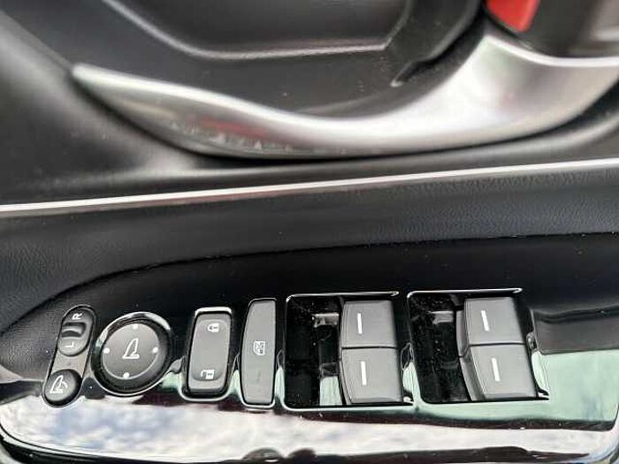 Honda CR-V e:HEV 2.0 i-MMD Hybrid SR 2WD 5dr eCVT 