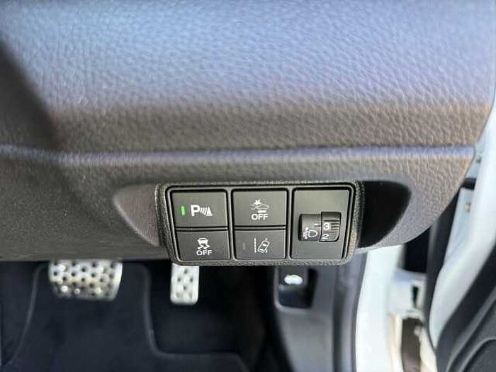 Honda Civic 1.0 VTEC Turbo 126 SR 5dr CVT 